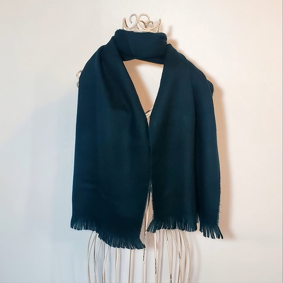 Cashmere Fringed Scarf - Picture 1 of 5